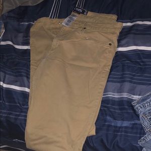 Khaki pants 33x32